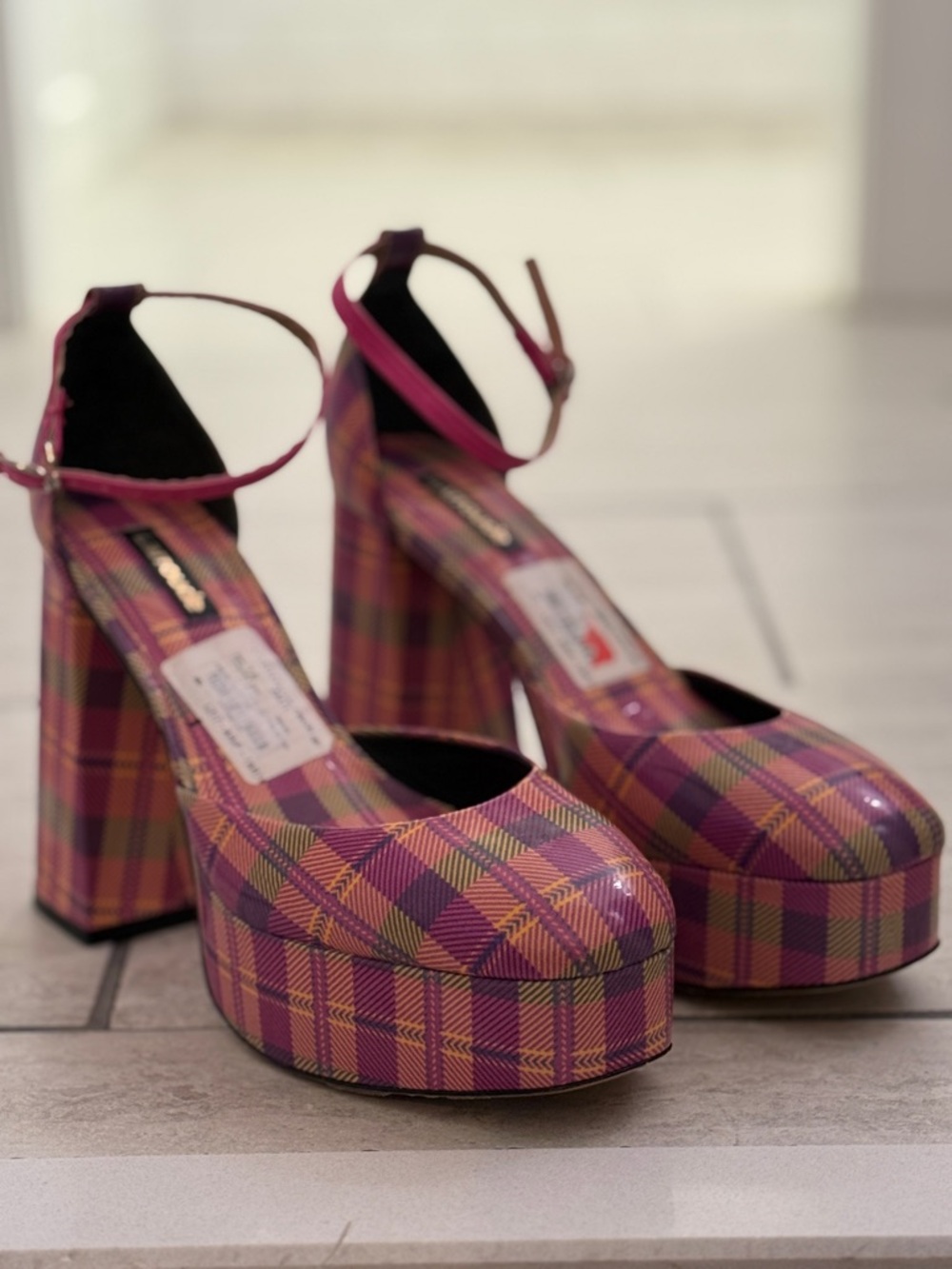 Larroudé Plaid Platform Heels – Pink Multi Statement Ankle Strap Pumps - size 9 - Picture 2 of 12